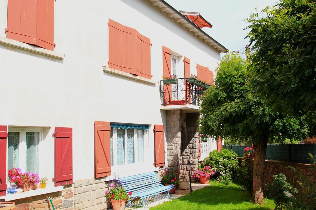 La Maison Des Chats Saint-Mary-le-Plain Eksteriør billede